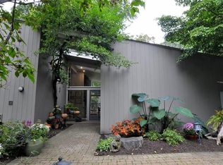 112 Wynnwood Dr, Pittsburgh, PA 15215
