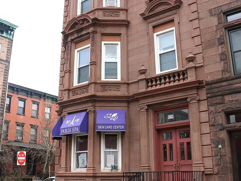 939 Washington St #C1 — Photo 16