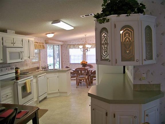 5th image of 5250 Laurel Oak Dr