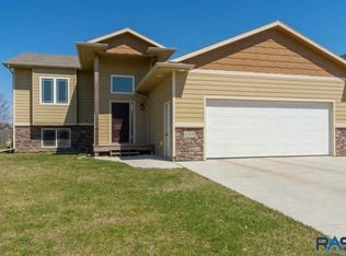 1200 E 69th St N, Sioux Falls, SD 57104