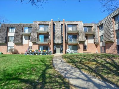 312 Forest Green Dr, Coraopolis, PA, 15108