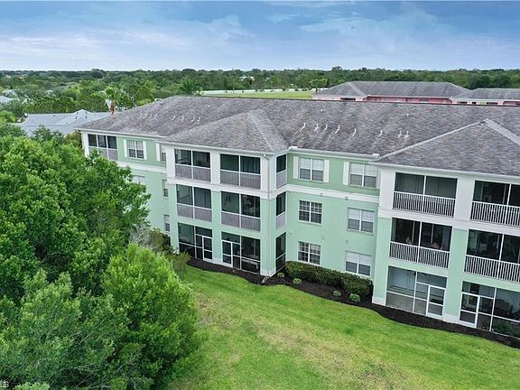 2nd image of 2121 Heron Lake Dr Unit 204