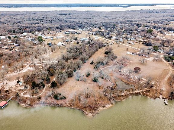 5th image of 916 S Crestway Dr