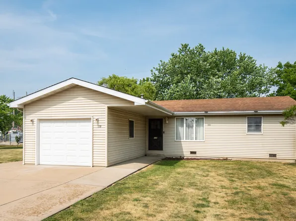 119 N Saint Louis St, Elwood, IL 60421