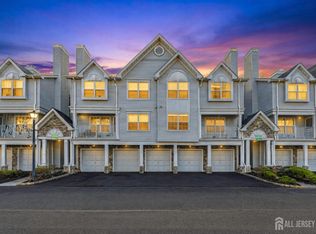 107 Prestwick Way, Edison, NJ 08820