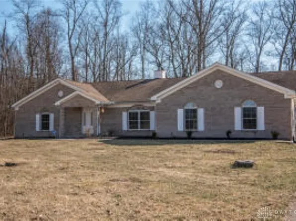 143 Estle Rd, Springfield, OH 45502