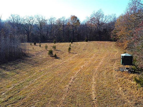 4th image of 1 Dogwood Ln