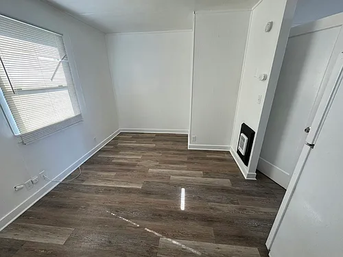 1056 W Marina Dr Photo 1