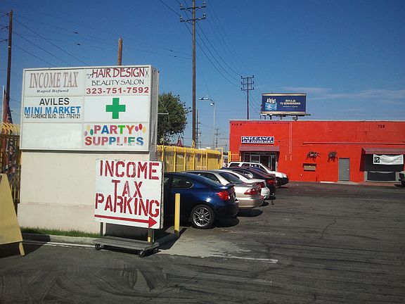 4th image of 730 E Florence Ave