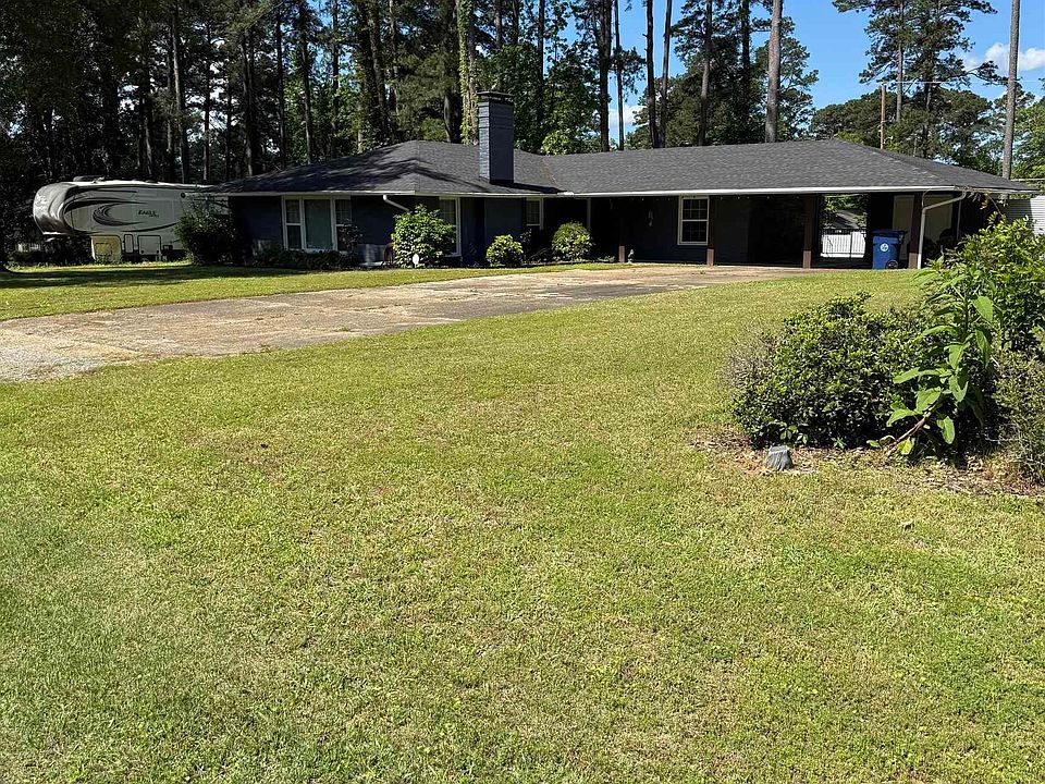 1st image of 230 Berg Ave