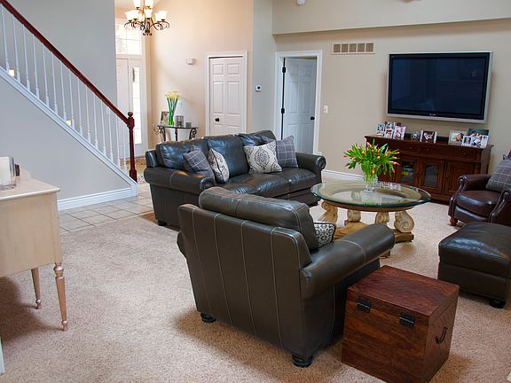 5th image of 6594 Marten Knoll Dr