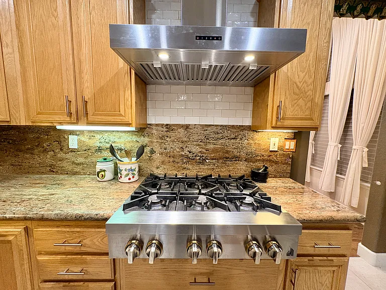 26028 Carroll Ln — Photo 10
