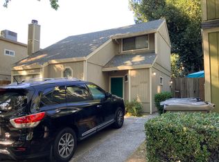2425 C St, Sacramento, CA 95816