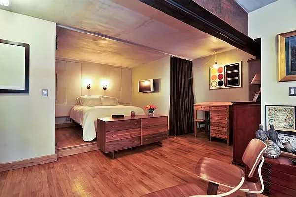 Sold by Corcoran | media 12