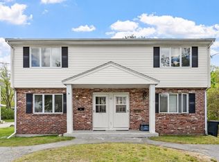 Warren's Corner Condo Association, Chelmsford, MA 01824