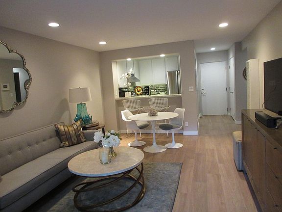 5th image of 214 Por La Mar Cir
