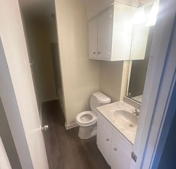 1010 Deryll St — Photo 12