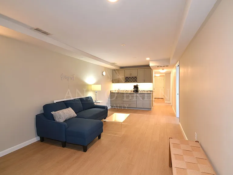 20 Walcott Ave — Photo 14