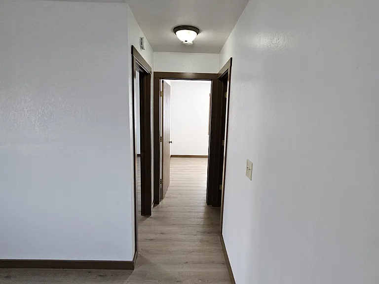 1705 La Crescent St #129 — Photo 11