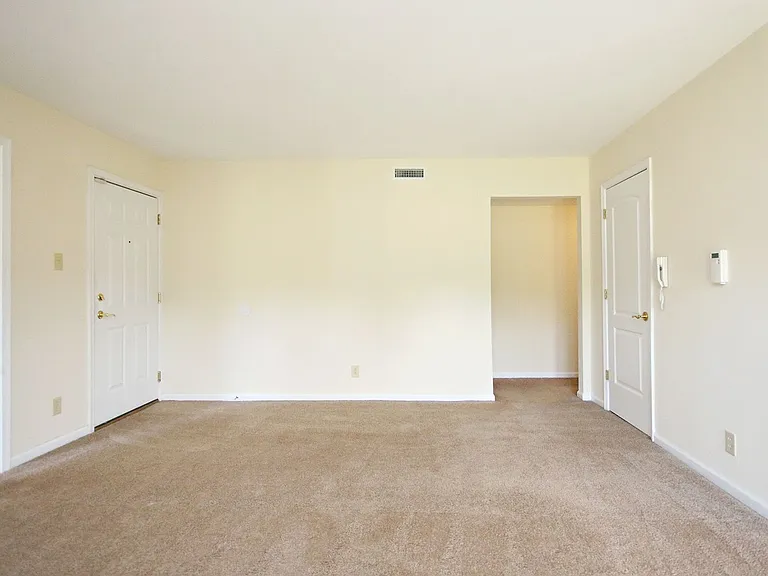 1504 Villa Ter #C — Photo 3