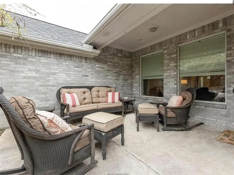 3818 Dresden Ln — Photo 11