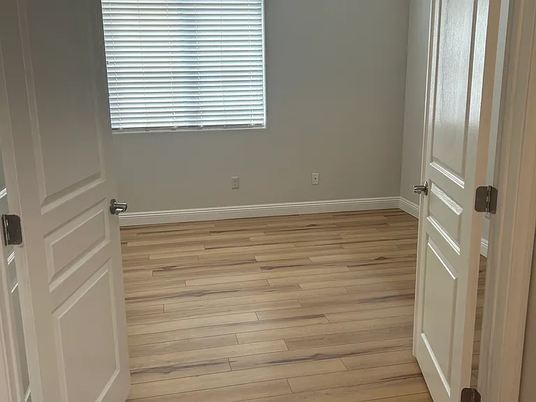 Second bedroom or office