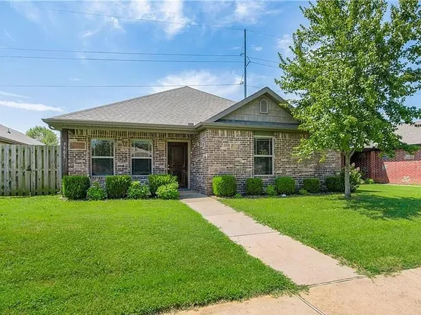 3905 SW Capstone Ave, Bentonville, AR 72712