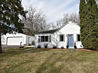 10908 Irwin Ave S, Bloomington, MN 55437