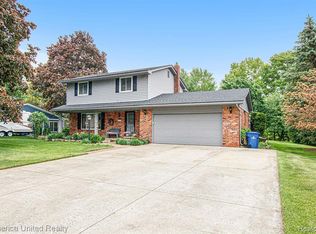 8197 Vanden Dr, White Lake, MI 48386 | Zillow