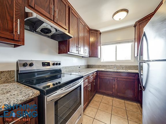 5th image of 17346 Burbank Blvd #18C