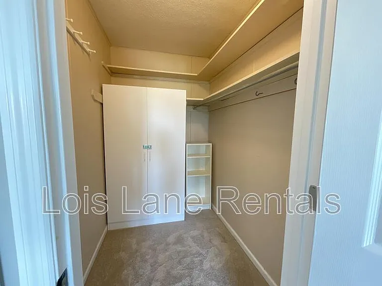 259 E Bay St #6C — Photo 9