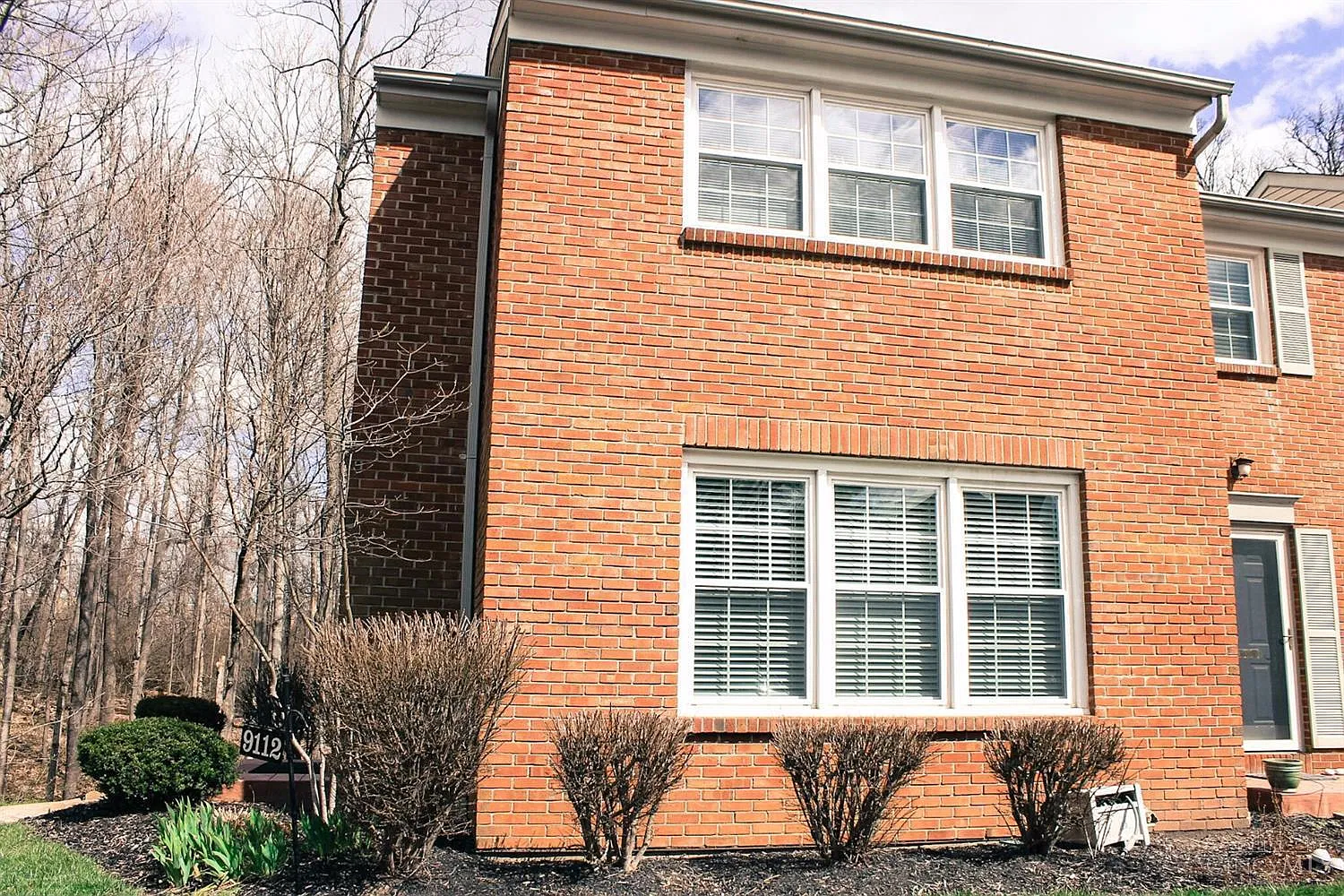 3 bed, 4.0 bath, 1646 sqft, $2,250 — Photo 2