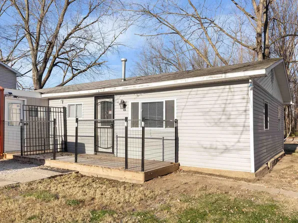 207 W Logan St, Attica, IN 47918