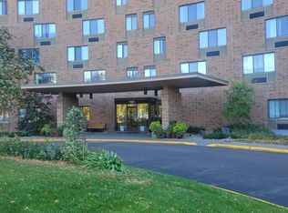 1181 Edgcumbe Rd APT 307, Saint Paul, MN 55105