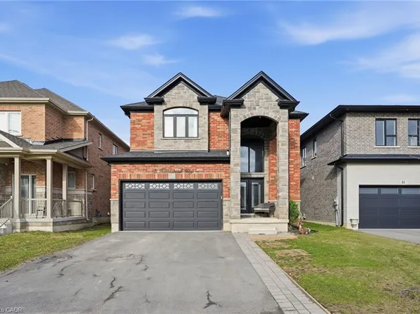 83 Homestead Way, Thorold, ON L2V 0J8