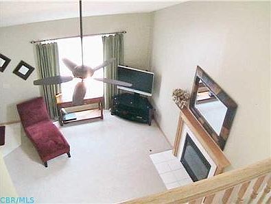 3rd image of 1612 Meadowlark Ln