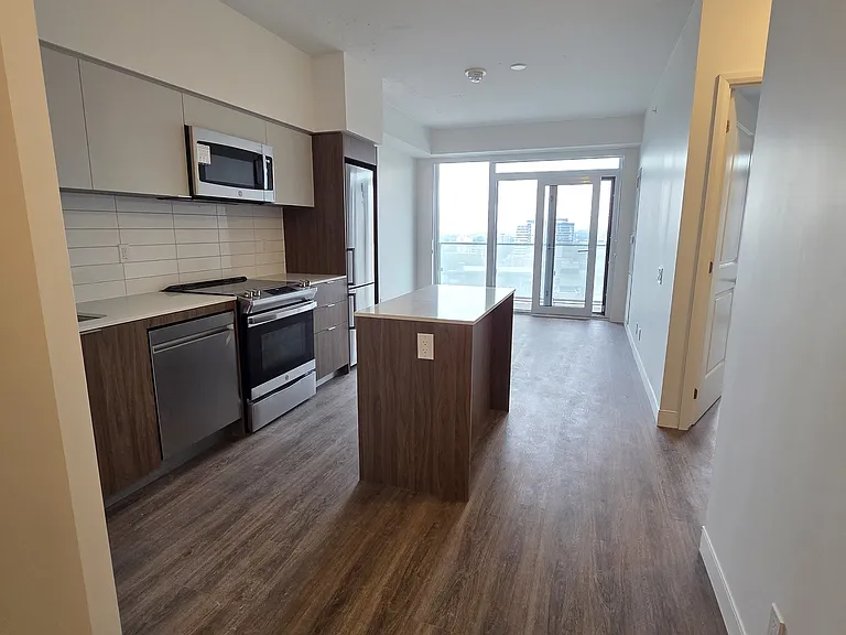 22 Hughson St N #1110B — Photo 1
