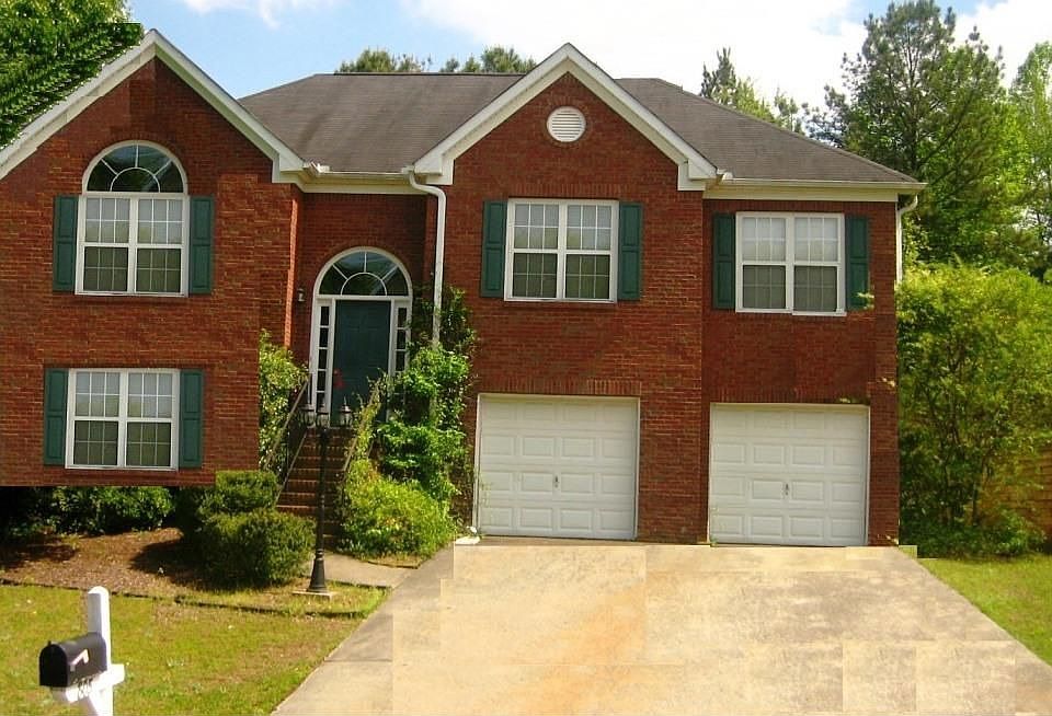 805 Eagle Glen Xing