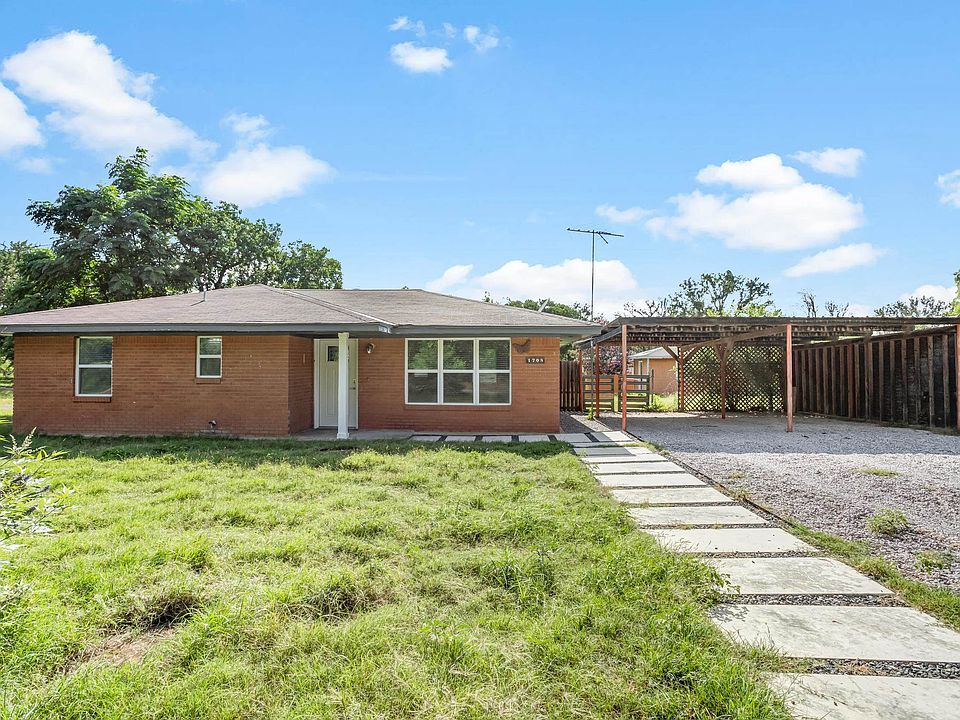 1st image of 1708 Woodcrest Drive