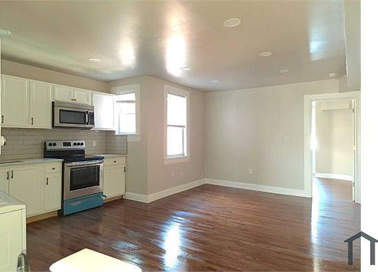 4th image of 5443 Diamond St Floor 2