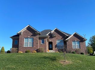 12418 Greenbriar Blvd, Sellersburg, IN 47172