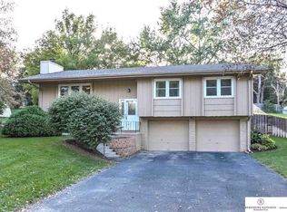 1306 N 95th St, Omaha, NE 68114