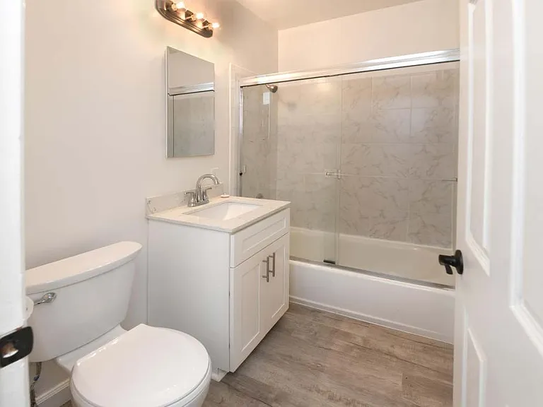 1720 Hearst Ave #B — Photo 10