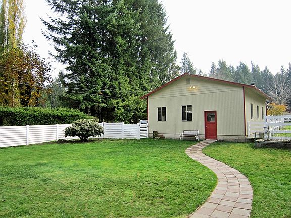 3rd image of 4109 74th Ave SE