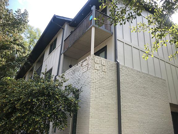 Towncrest Apartments