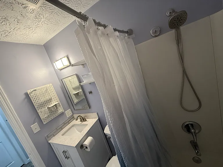 43 Richard Allen Dr #B — Photo 17