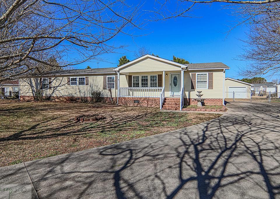 1st image of 113 Courtland Pl