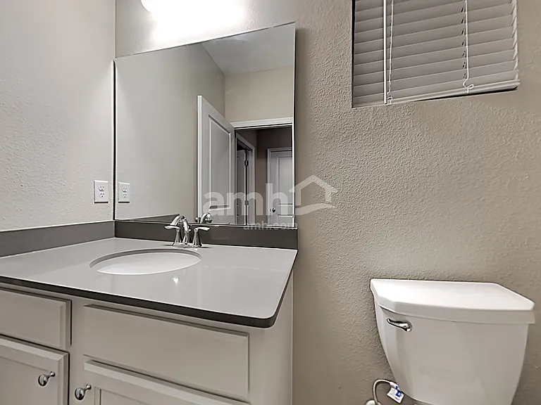 194 Hemlock Point — Photo 13