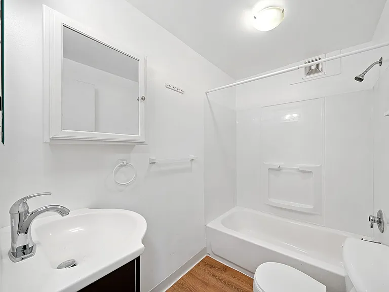 Cornerstone Apartments in Ballard — Photo 4