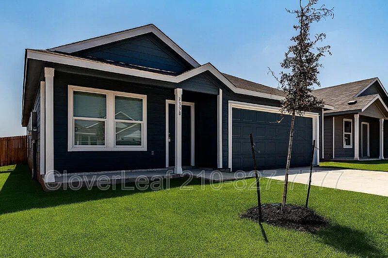 3 bed, 2.0 bath, 1474 sqft, $1,497 — Photo 2
